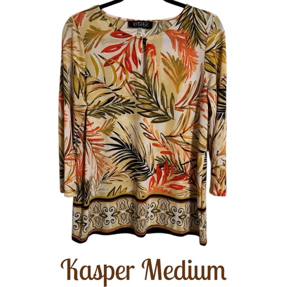Kasper Tops - BEAUTIFUL  KASPER TROPICAL LEAF PRINT TOP w/NECKLINE DETAIL    MEDIUM  #S